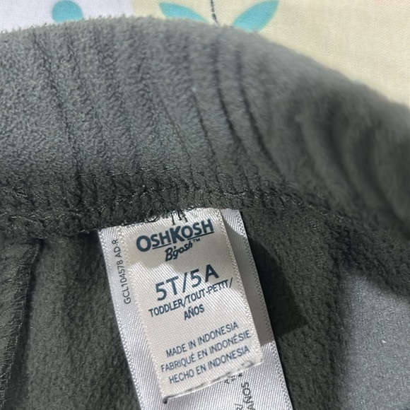 5T Fleece pants - Picture 2 of 3